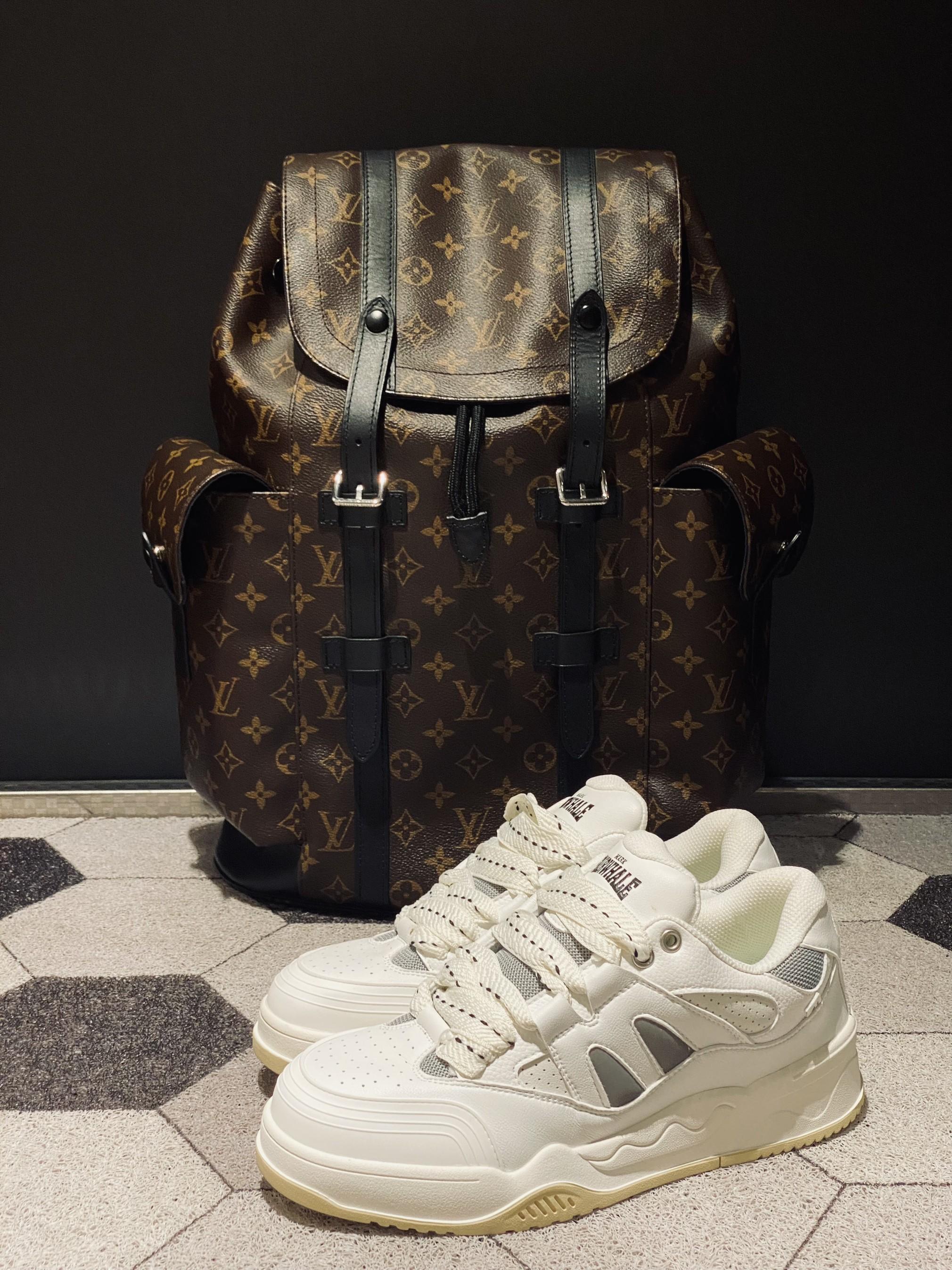 细节满满的厚底板鞋✨百搭又好看🤩